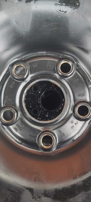 Jante tabla VW cu anvelope iarna - 215/65 R17