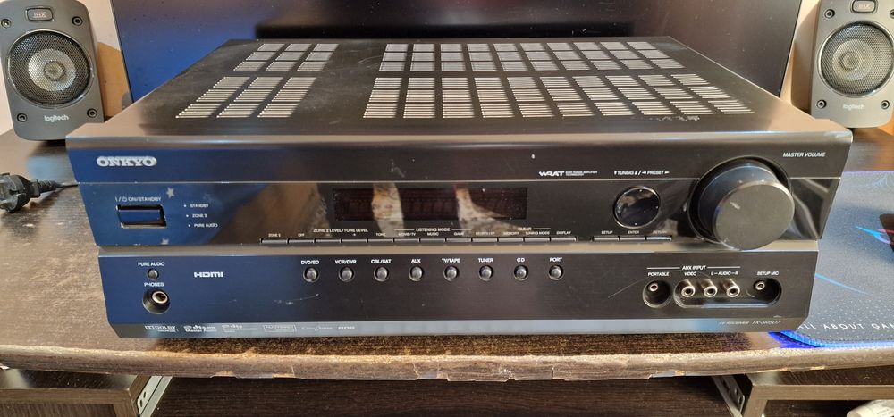 Amplificator Onkyo tx sr507. Si alte boxe.
