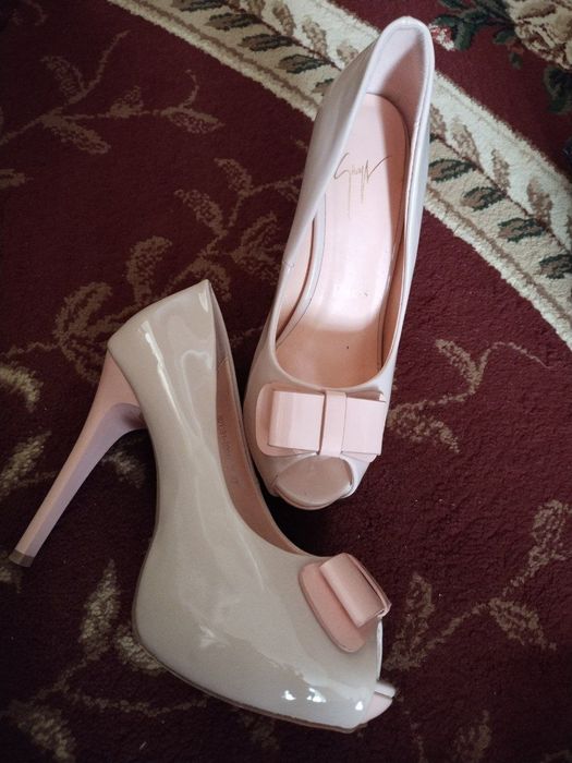 jenski oyoq kiyimlar