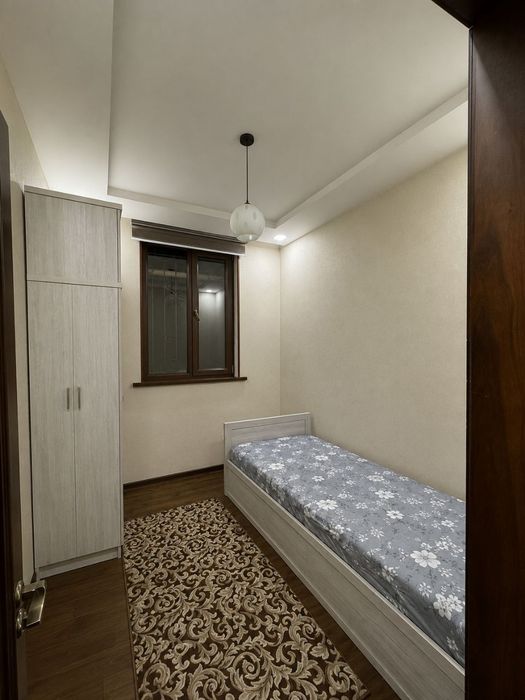 Mirzo ulug'bek, Sayram ko'chasi,5Xonali ofis uchun
