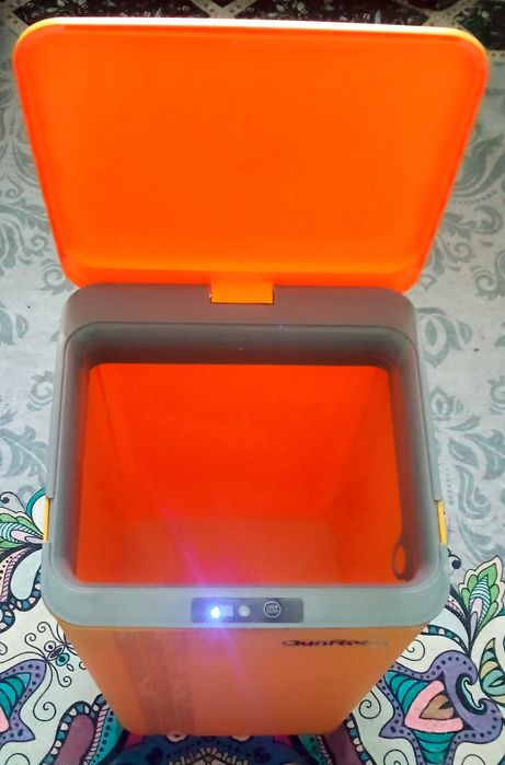 Сенсорное ведро на 30 литров