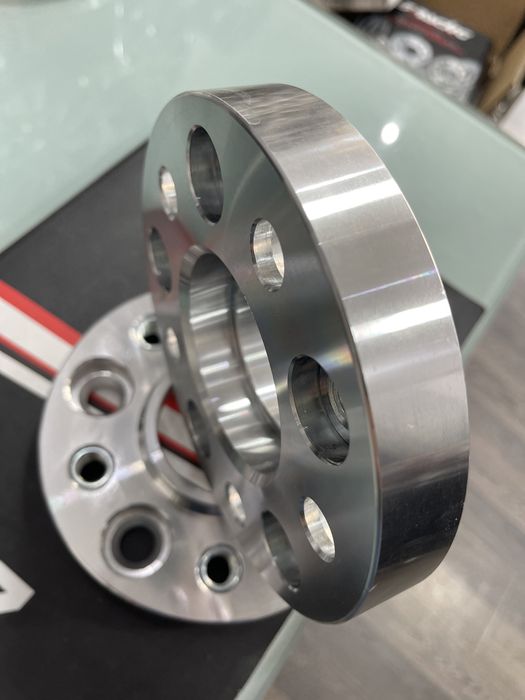 2 Distantieri 25 mm BMW X5/X6 5x120 74.1
