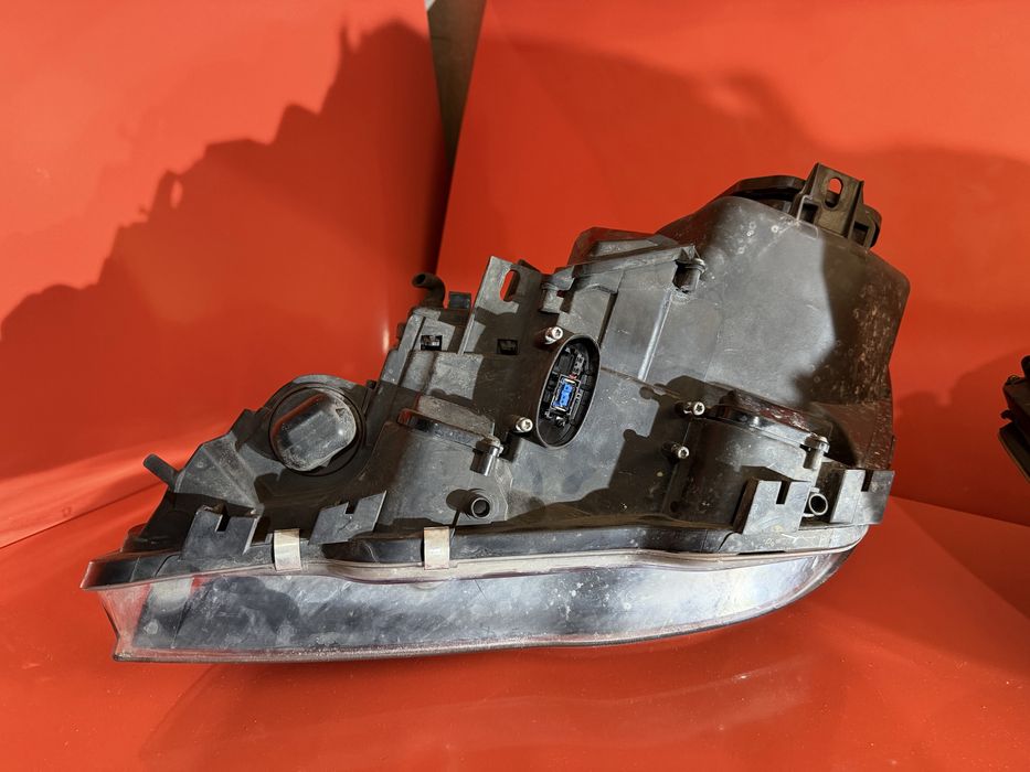 Ксенонови фарове от BMW E65 E66 Фейслифт LCI