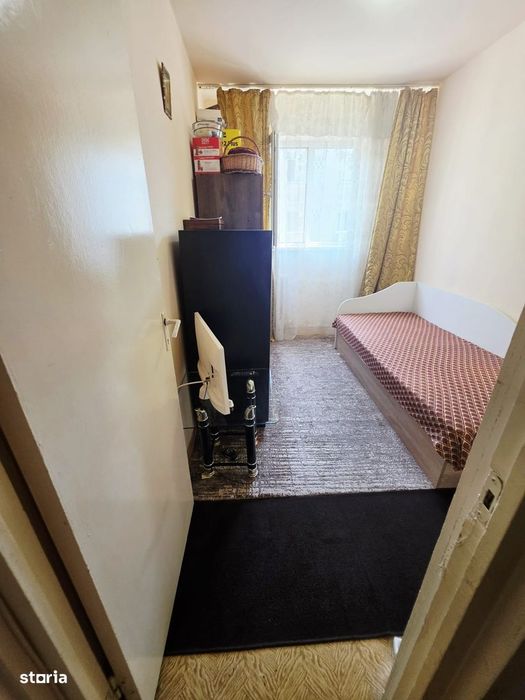 Apartament 3 camere, etaj 3, Malu Rosu – Str. Risnovenilor