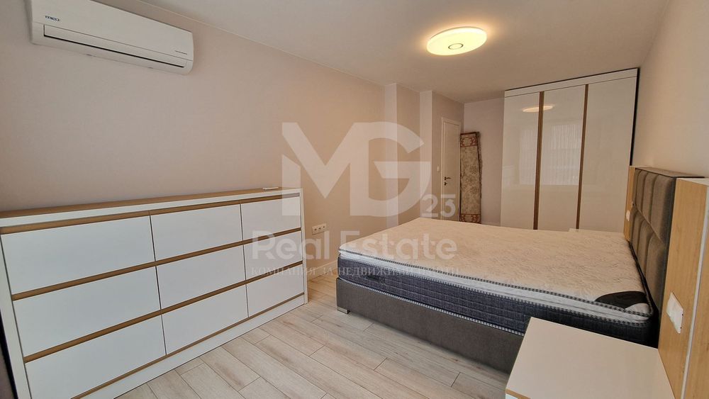 Продава се Тристаен апартамент в Пловдив, Остромила - 150 кв.м за 1667 €/кв.м - Снимка #5