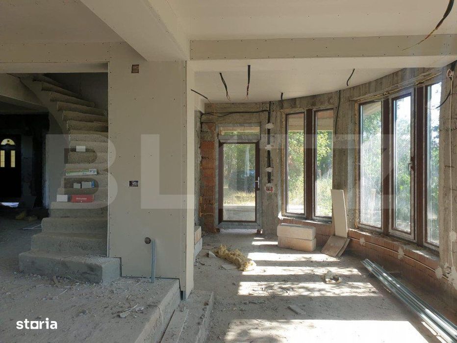 Casa/Vila, 341 mp construiti, teren 1000 mp, Tartasesti