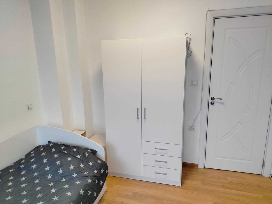 Дава се под наем Тристаен апартамент в София, Изток - 84 кв.м за 91.8 € - Снимка #8