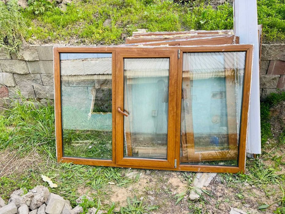 Б/у двери, пластиковые окна, люстры