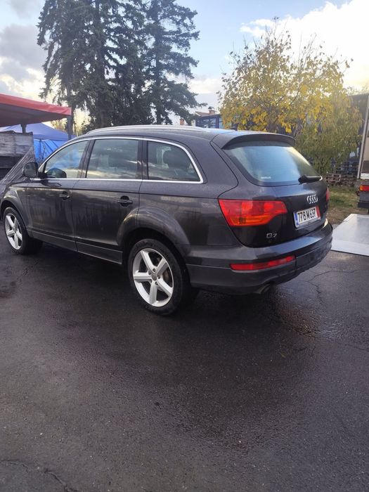 AUDI Q7 продава се