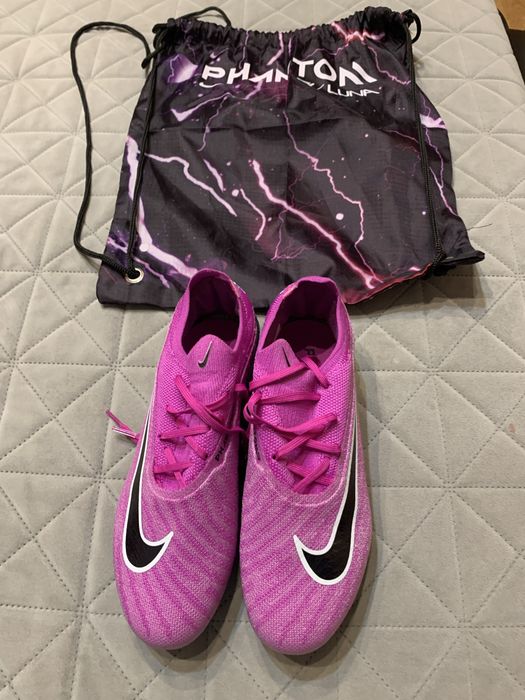 Vând ghete nike phantom gx luna mărime 37 noi nefolosite