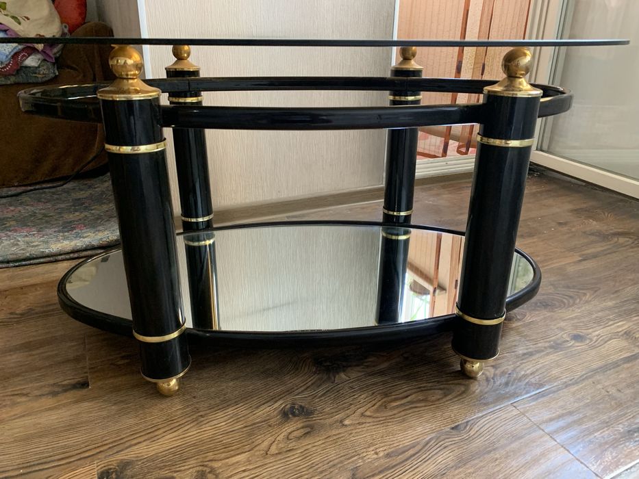 Стеклянная тумба