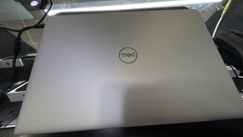 Ноутбук Dell идеал