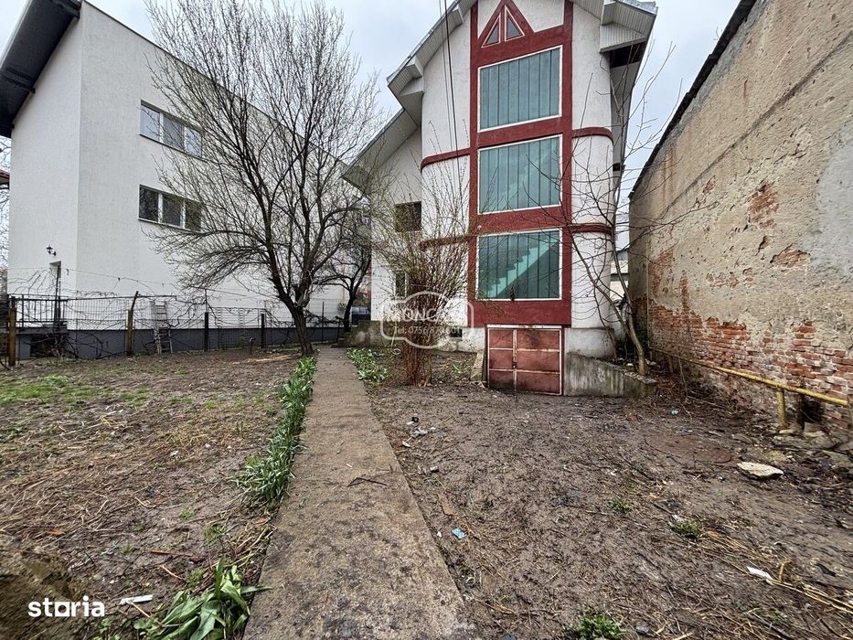 Vila  S+P+E+Pod ideala pentru investitie, teren 300 mp