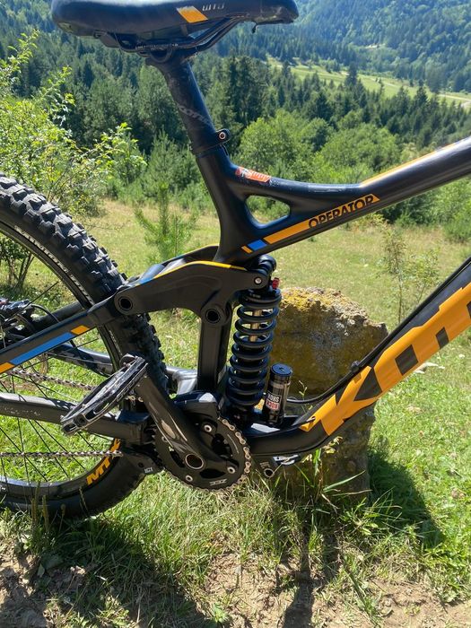 Downhill Kona operator CARBON
