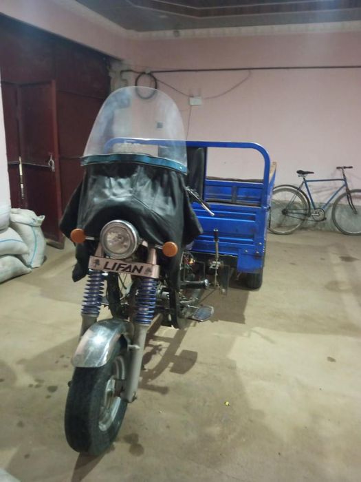 Lifan sastayanasi zoʻr udar