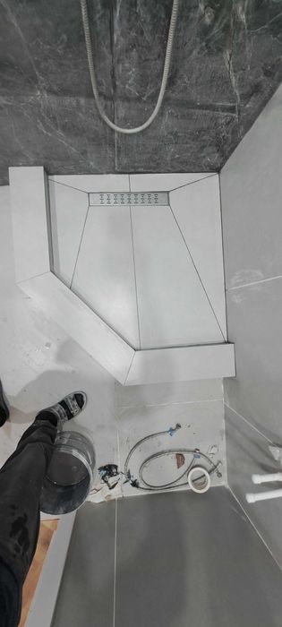 Плиточник с болшым опытом