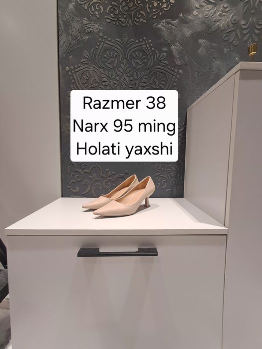 Ayollar oyoq kiyimlari