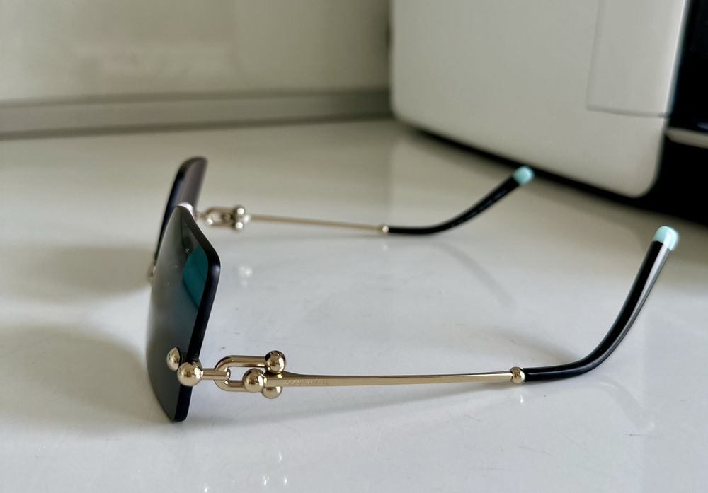 Слънчеви очила Tiffany & Co.