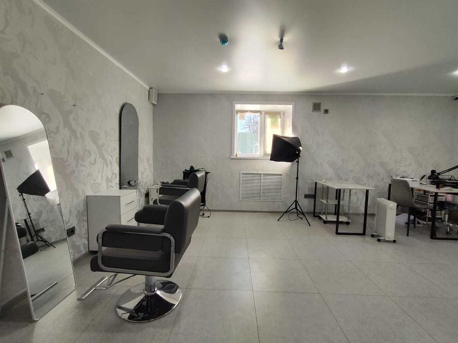 Коммерческое помещение. Салон красоты.