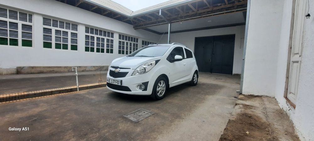 Спарк 3 пазитса  1.2 катта матор сотилади