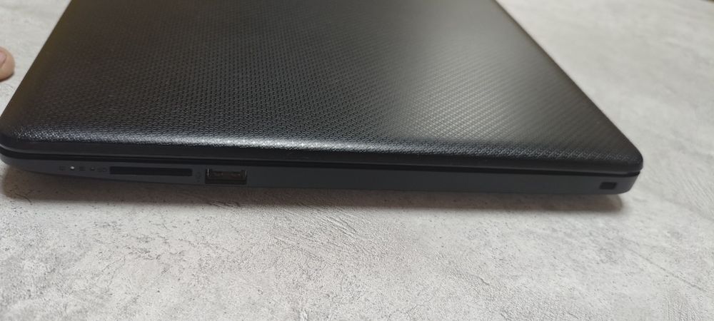 Ноутбук Ryzen 5/8gb/ssd