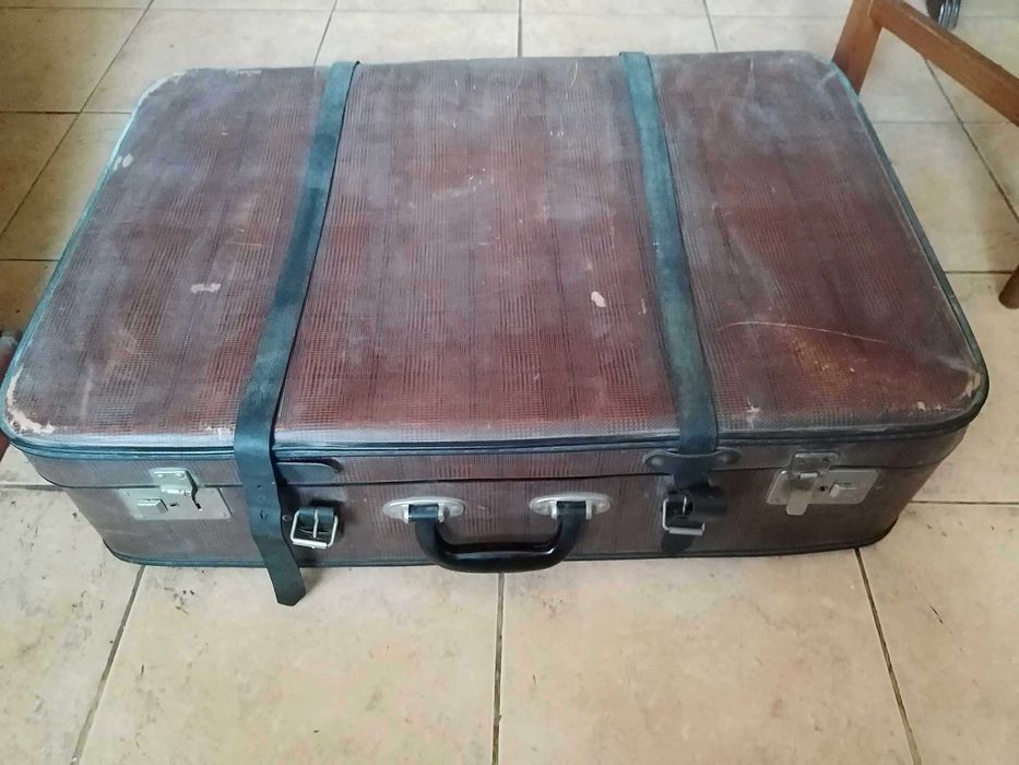 Куфари различни модели