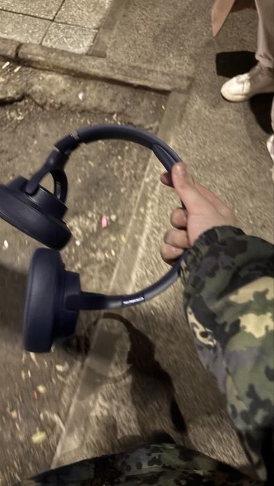 Наушник JBl 720bt