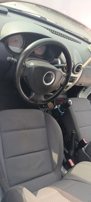 Dacia Logan 1.2 benzină+gpl