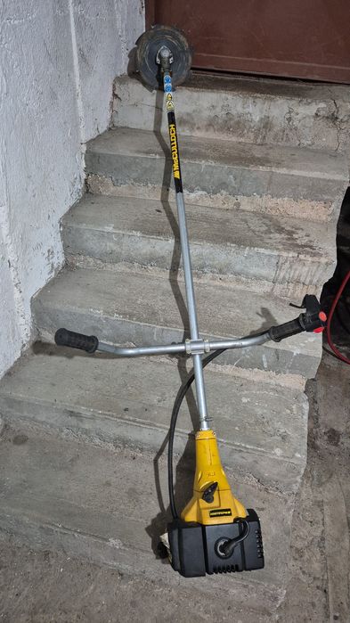 Motocoasa, trimmer, cositoare de mana Mcculloch 330i av, Husqvarna