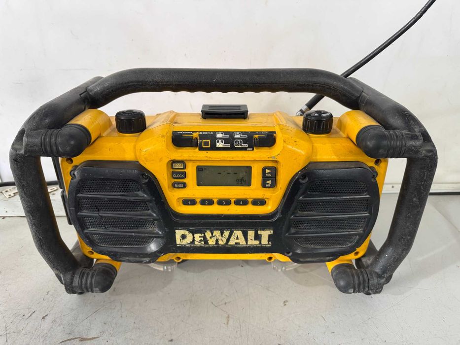 Радио - Dewalt DC013