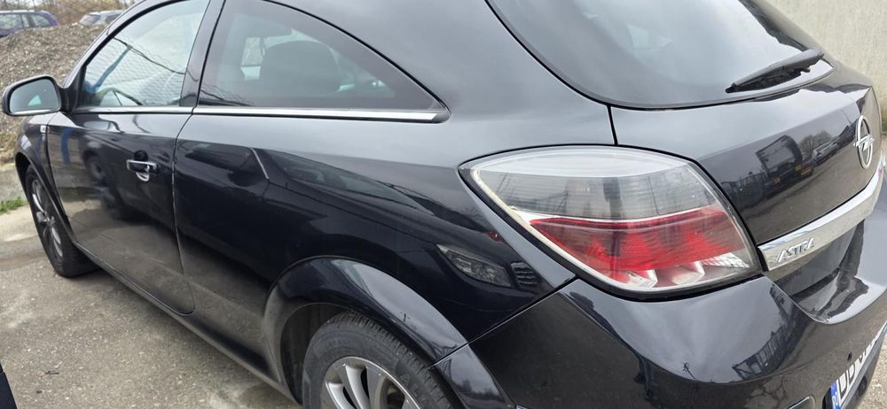 OPEL Astra 2011 — imagine 5