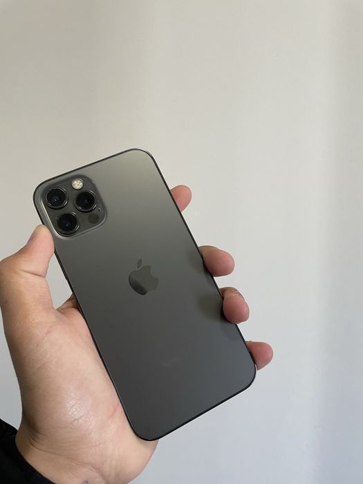 Продам Iphone 12pro