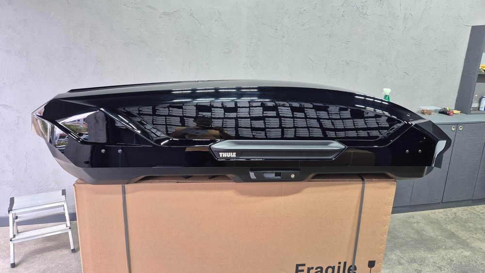 Thule Motion 3 Sport Black Gloss - Нова