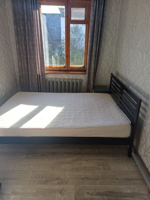 Кровать спальный б/у