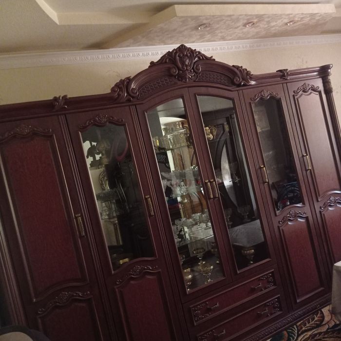 Стенка срочно сотилади 3.10 - 2.40