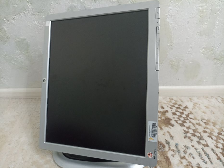 Продам монитор hp