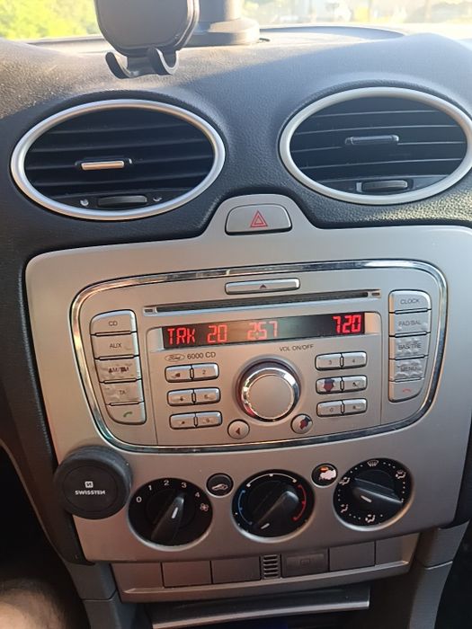 FORD Focus 2010 — imagine 2
