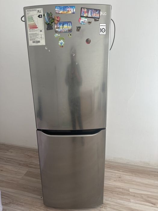 Продам холодильник