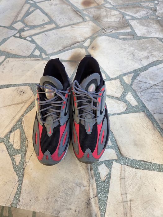 Оригинални маратонки