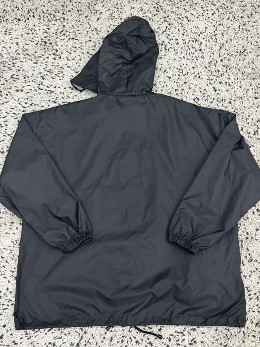 Мъжки дъждобран,ветровка HELLY HANSEN . Размер XL/2XL