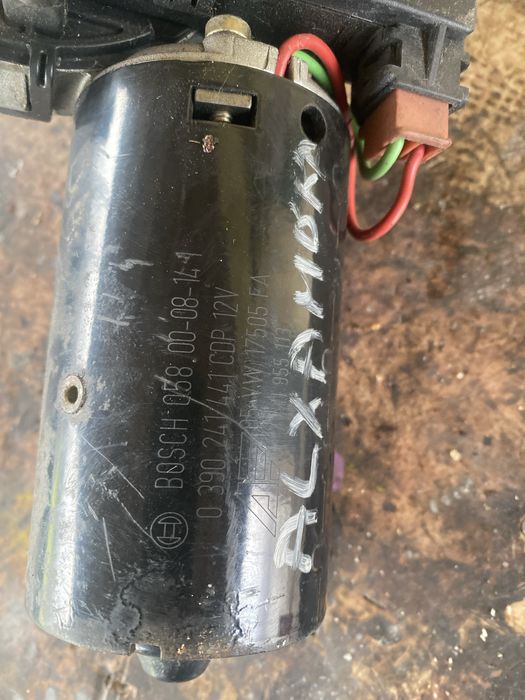 Моторче чистачки за сеат алхамбра шаран галакси