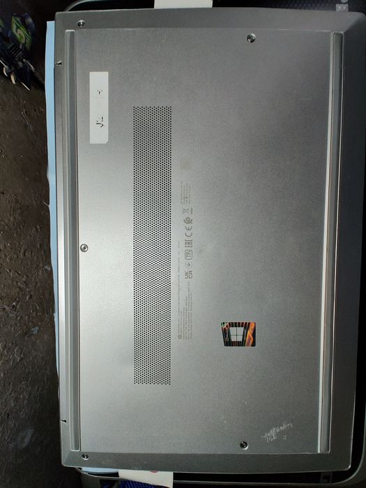 Laptop Hp Elitebook 830 G8 gen11 pentru piese