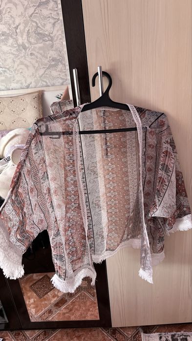 женские одежды 42-44