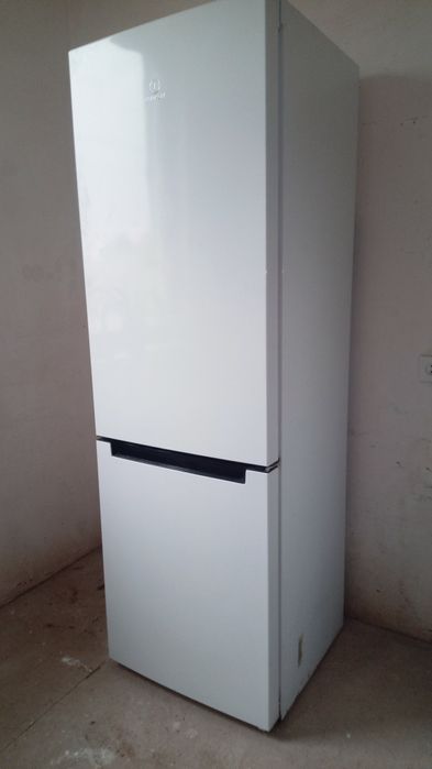 Холодильник высота 185см