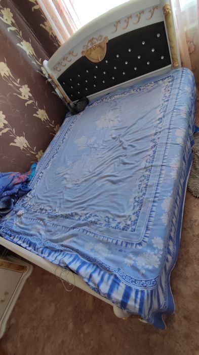 Отличный гарнитур.