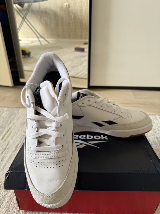 Reebok кроссовки