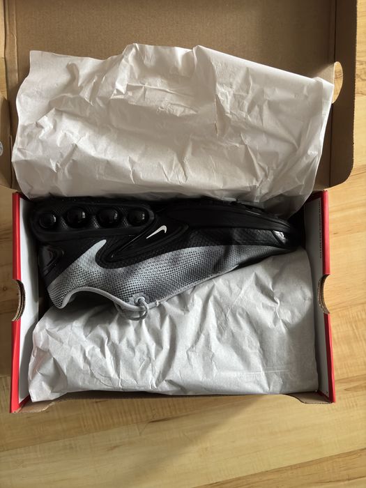 Nike Air Max Dn (Чисто нови.)