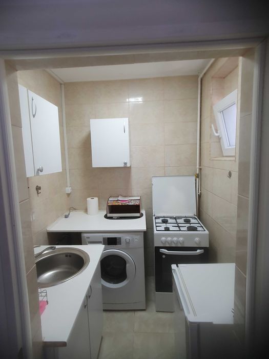 Apartament 2 camere de inchiriat str Busteni