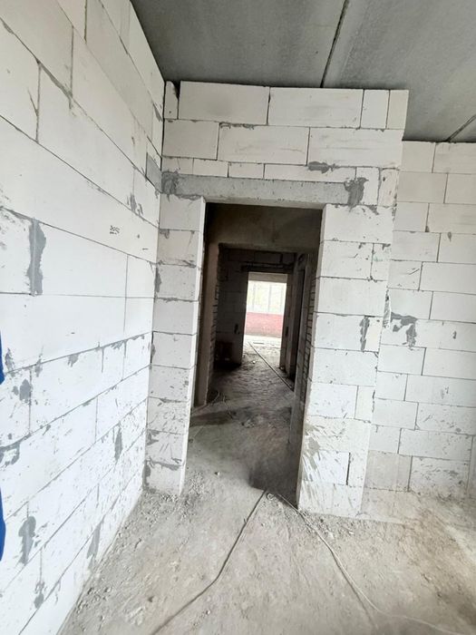 Продам 2 ком кв 73 м2 в районе остановки Кирова