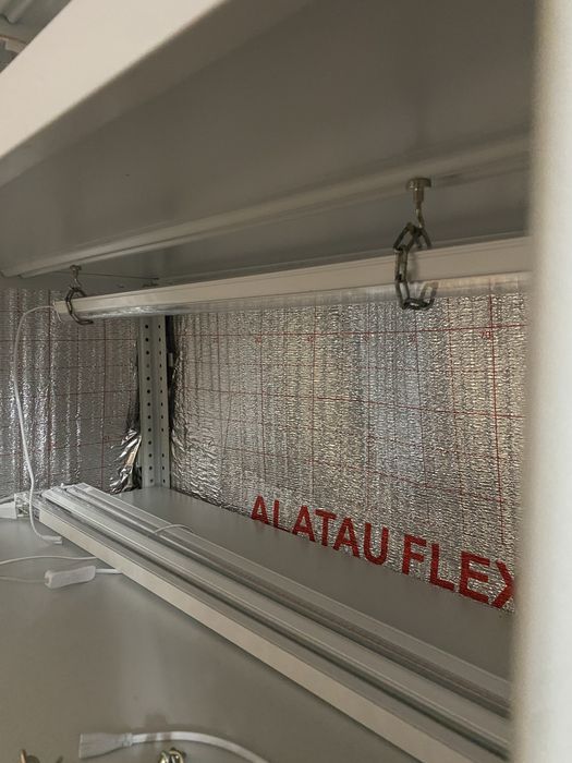 Стеллаж с фито лампами